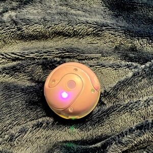 this is a headphone translator it speaks any language you want it to and need.